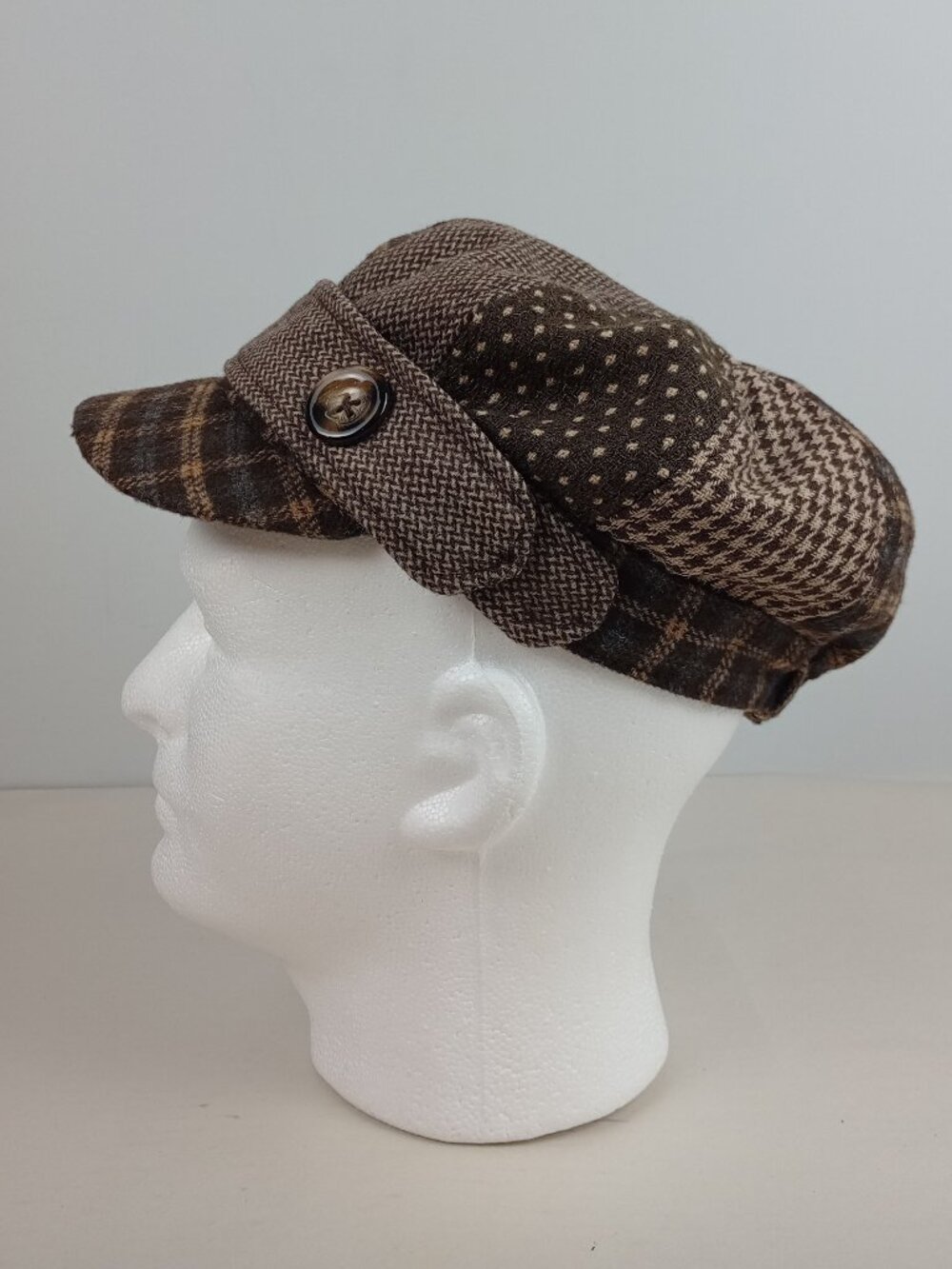 Y2K ABG Brown Plaid Patchwork‎ Button Detail Wool Satin Lining Newsboy Cap